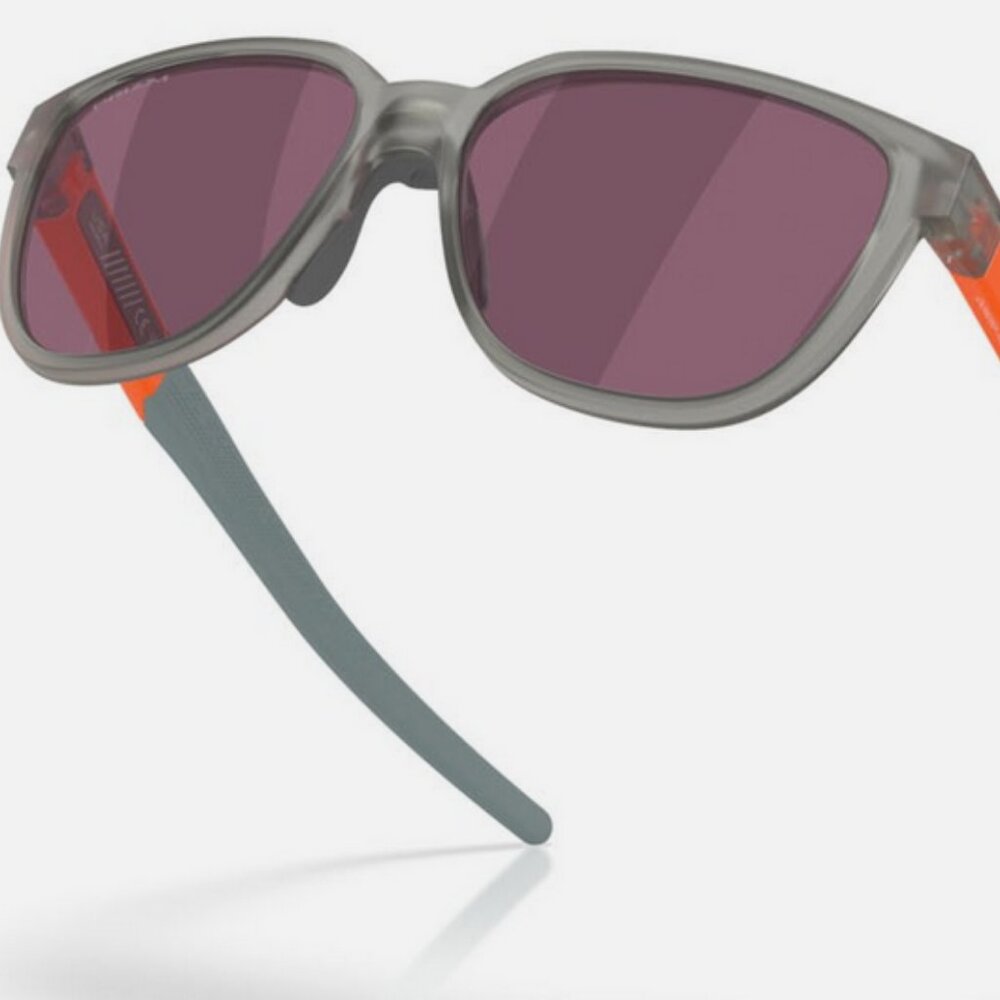Oakley Actuator Matte Trans Grey Sunglasses, Men's Large, New - Picture 1 of 5
